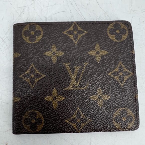 Louis Vuitton monogram bifold wallet - Picture 2 of 12